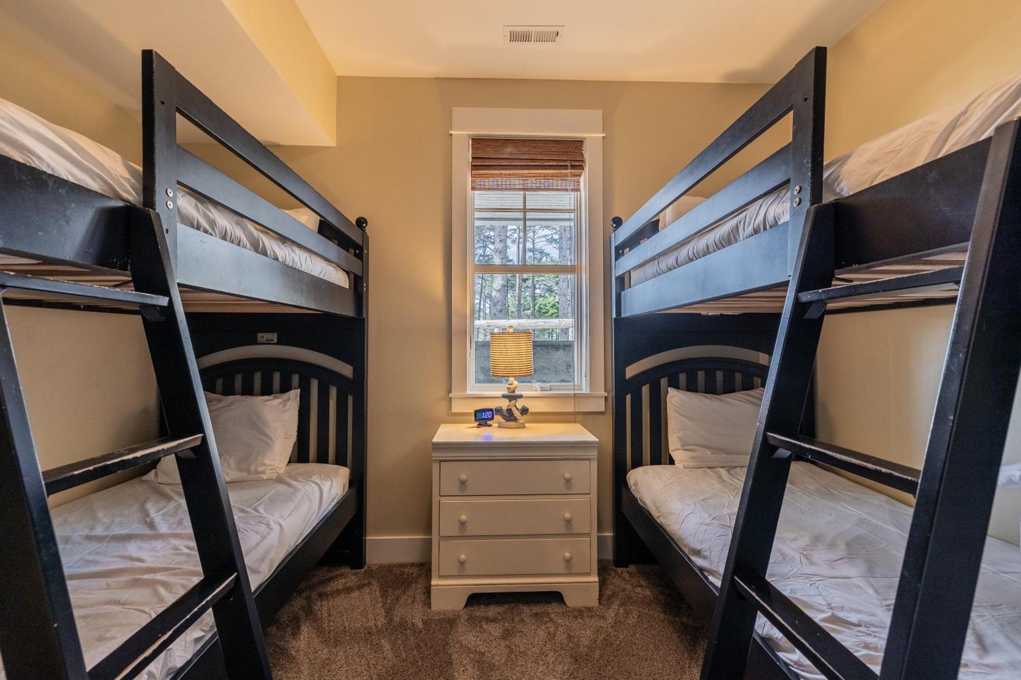 Nantucket House By Seabrook Hospitality Villa แปซิฟิคบีช ภายนอก รูปภาพ