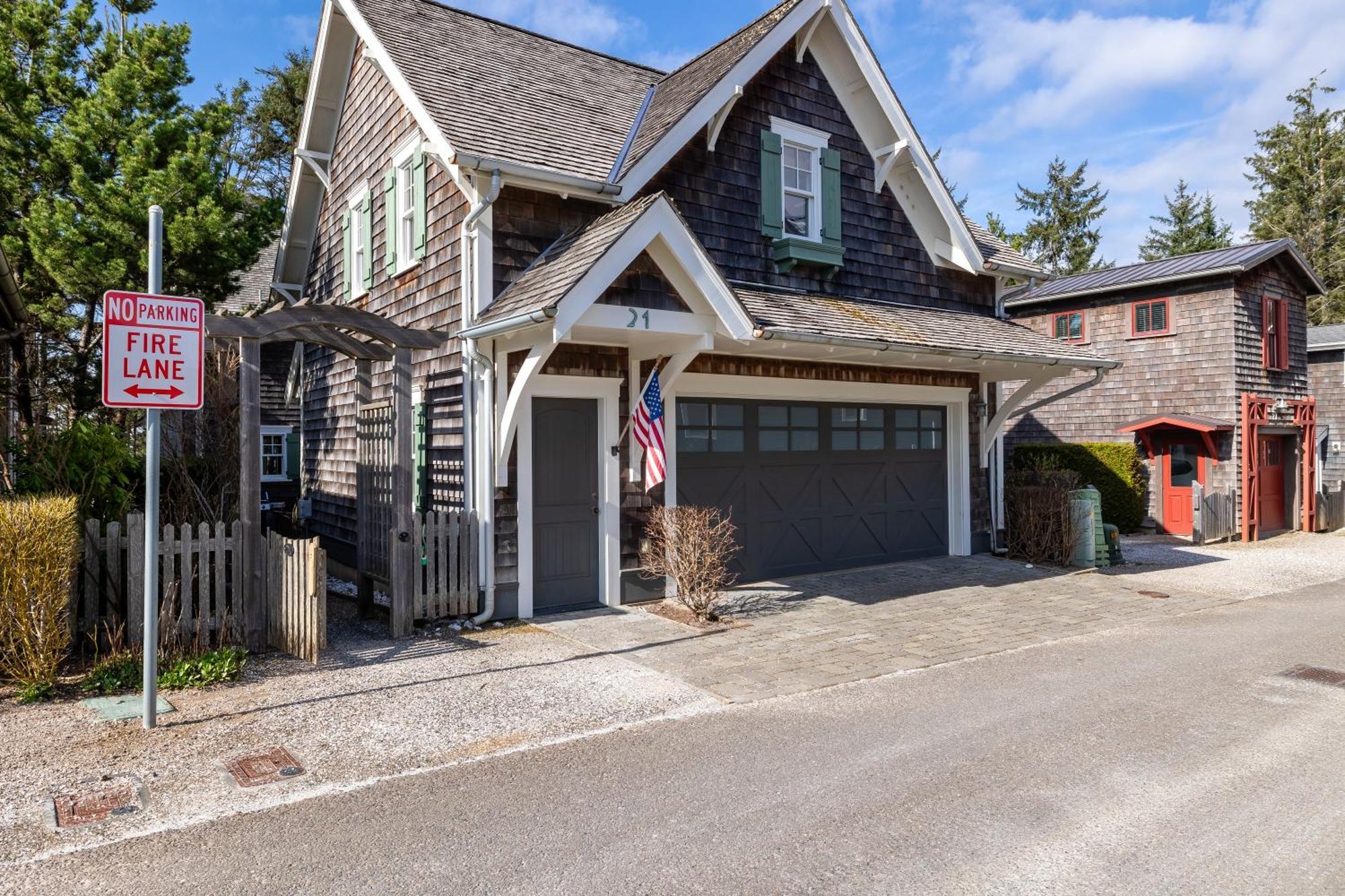 Nantucket House By Seabrook Hospitality Villa แปซิฟิคบีช ภายนอก รูปภาพ